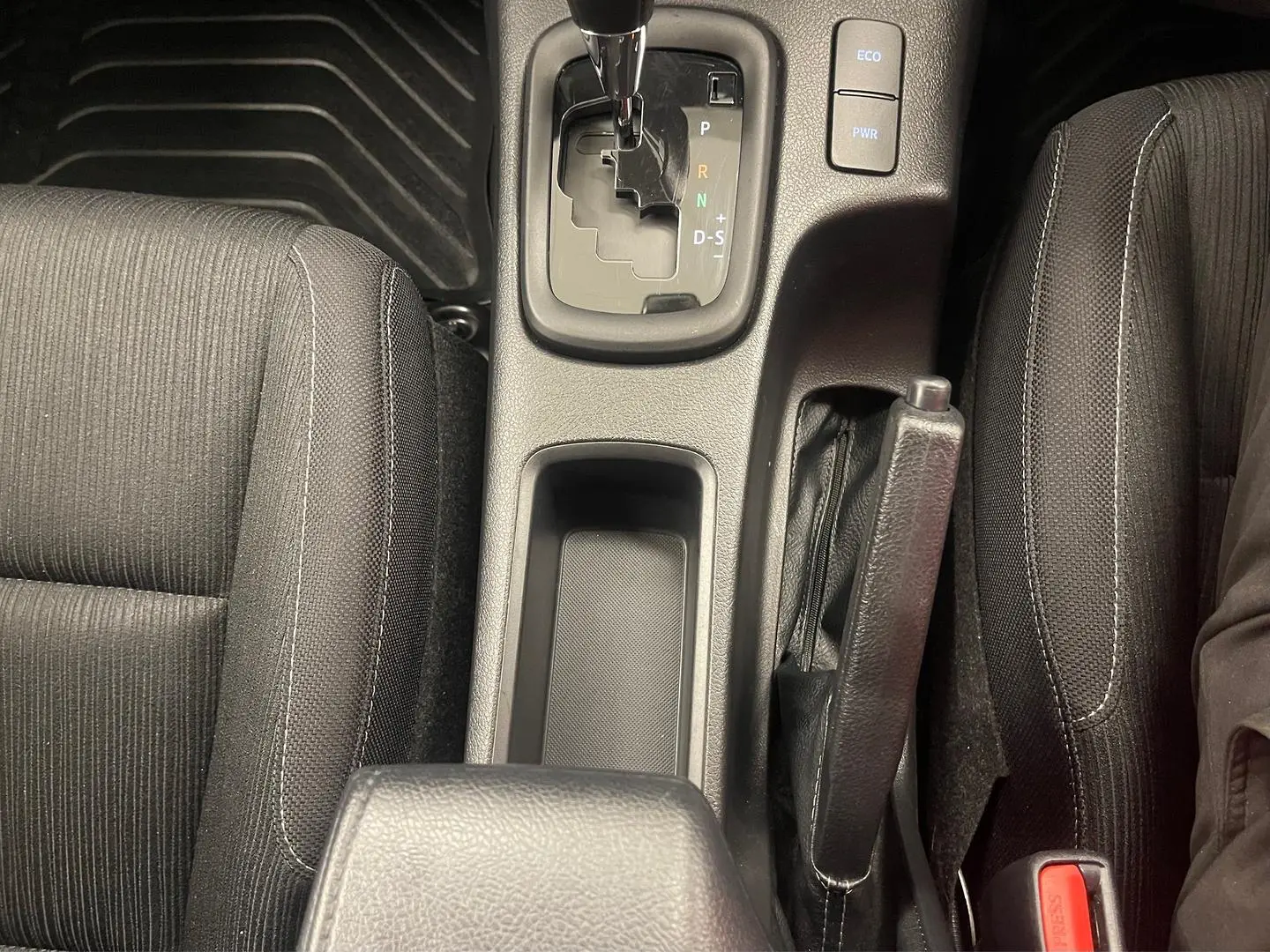 2024 Toyota Hilux Gallery Image 28