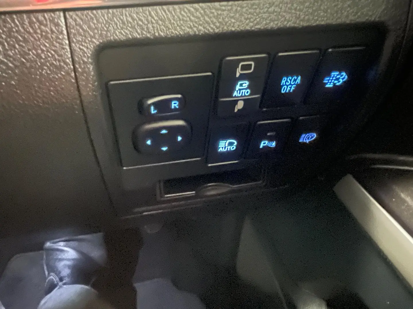2020 Toyota Landcruiser Gallery Image 31