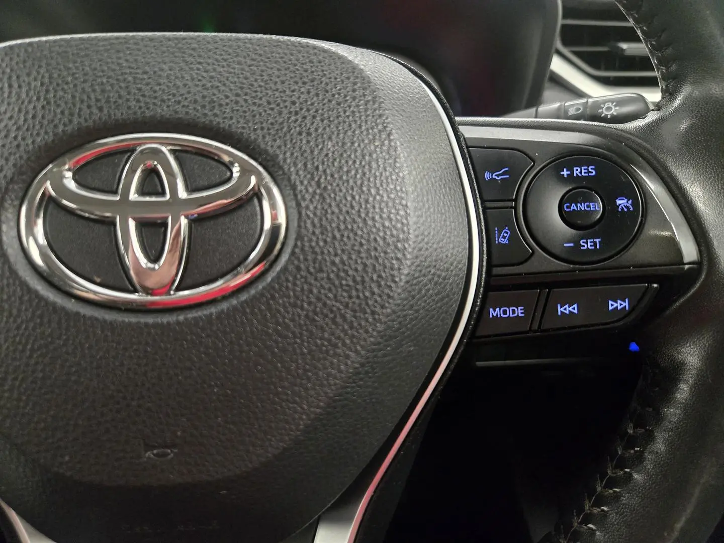 2021 Toyota Rav4 Gallery Image 26