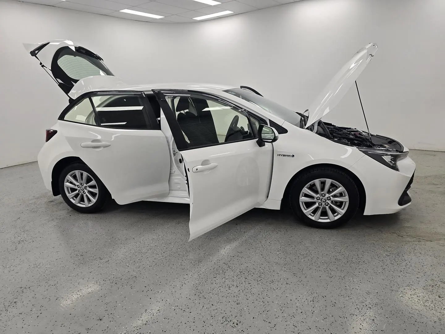 2023 Toyota Corolla Gallery Image 9