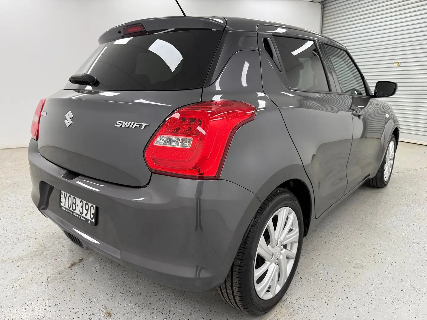2023 Suzuki Swift Gallery Image 3