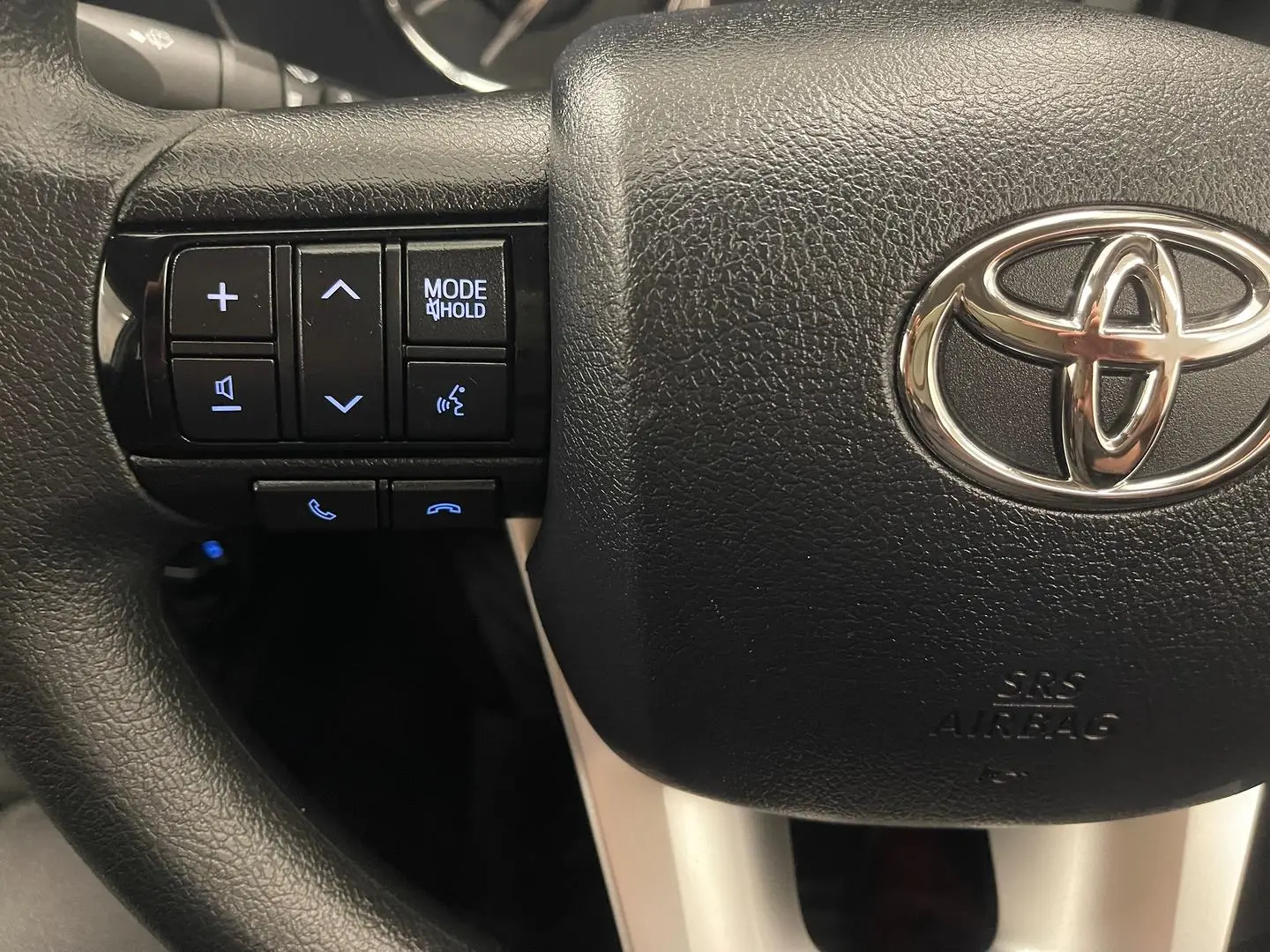 2025 Toyota Hilux Gallery Image 32