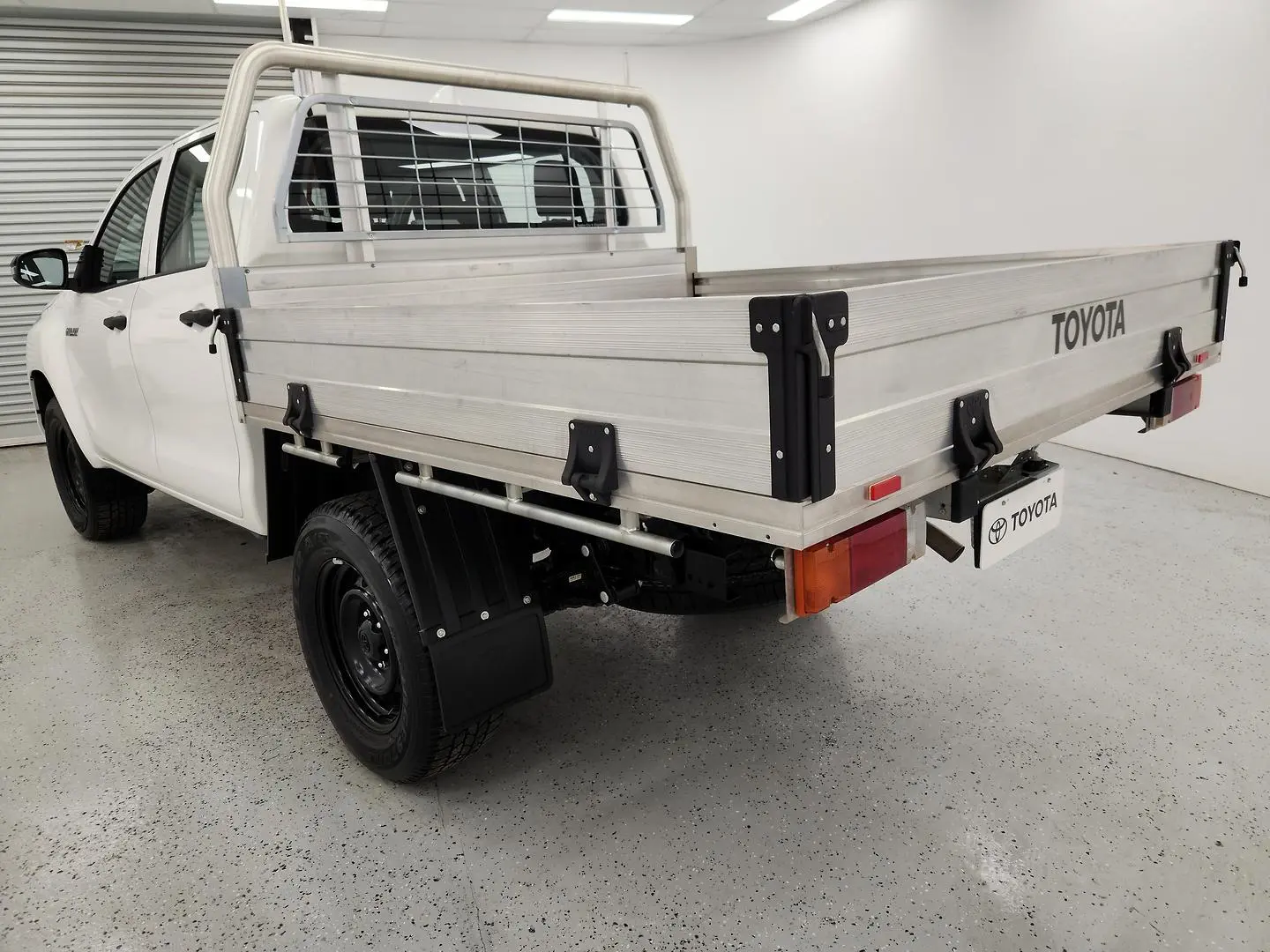 2021 Toyota Hilux Gallery Image 5