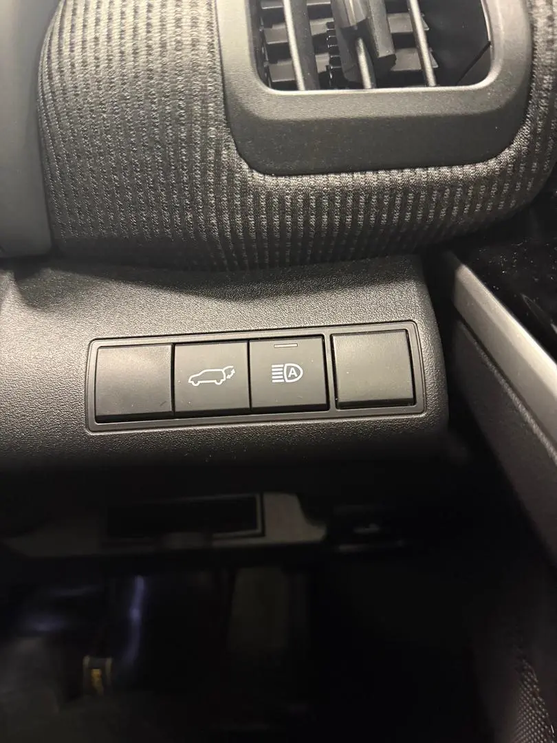 2025 Toyota bZ4X Gallery Image 22