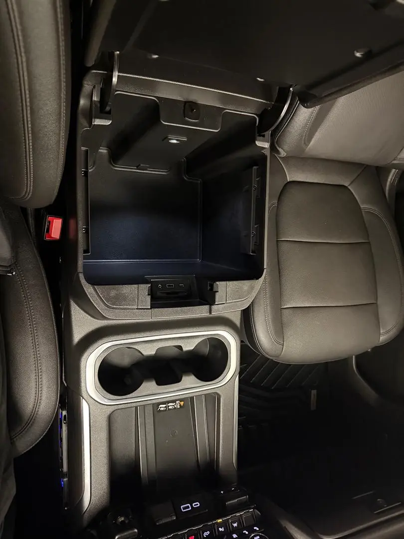 2022 Chevrolet Silverado Gallery Image 25