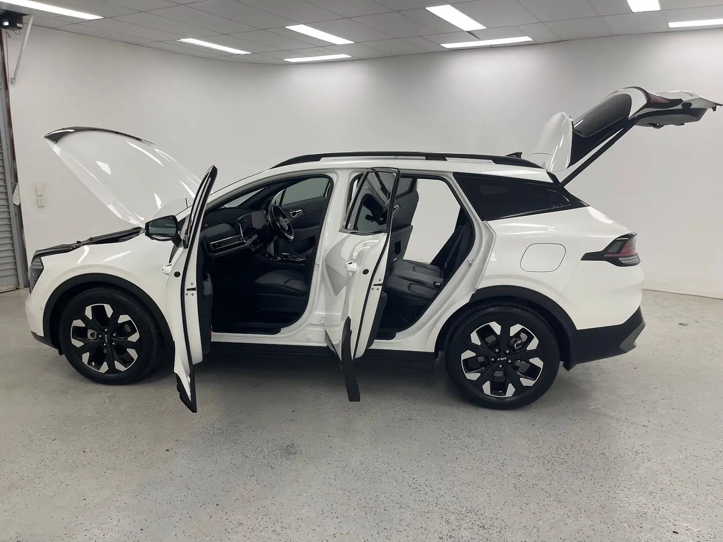 2022 Kia Sportage Gallery Image 11