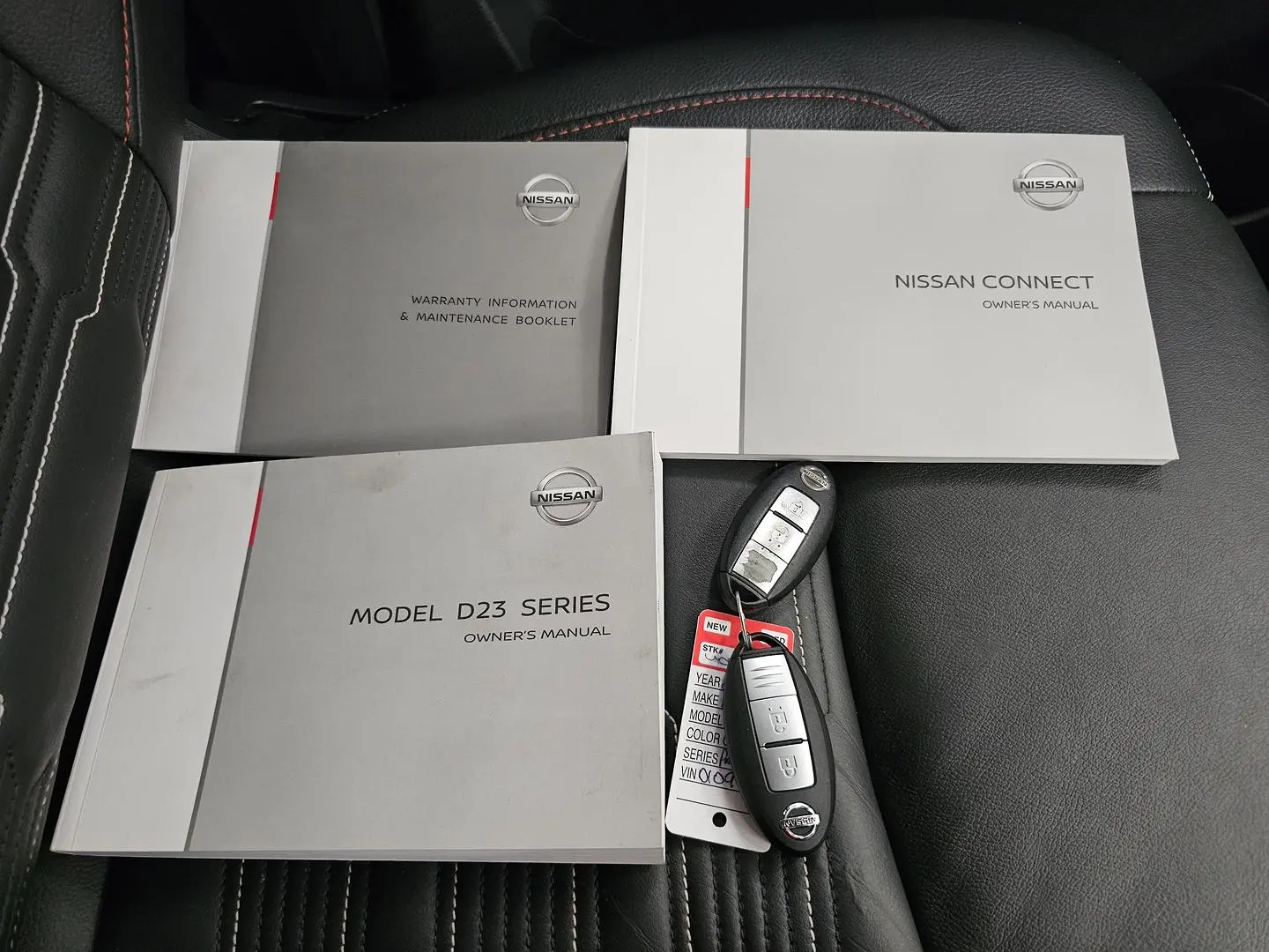 2021 Nissan Navara Gallery Image 38