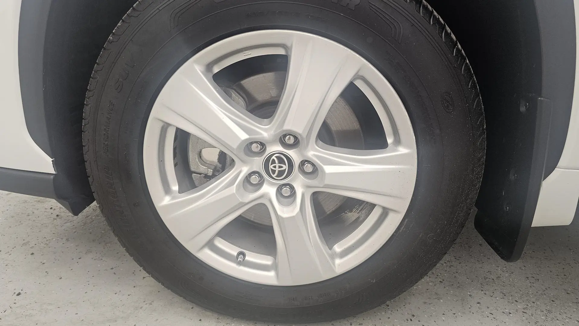 2022 Toyota Kluger Gallery Image 9