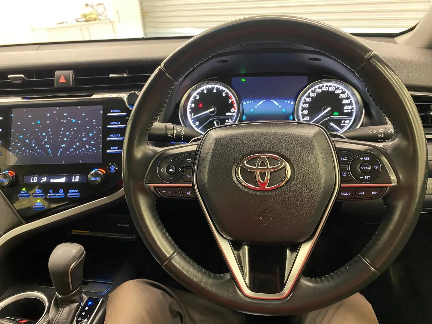 2019 Toyota Camry Gallery Image 23