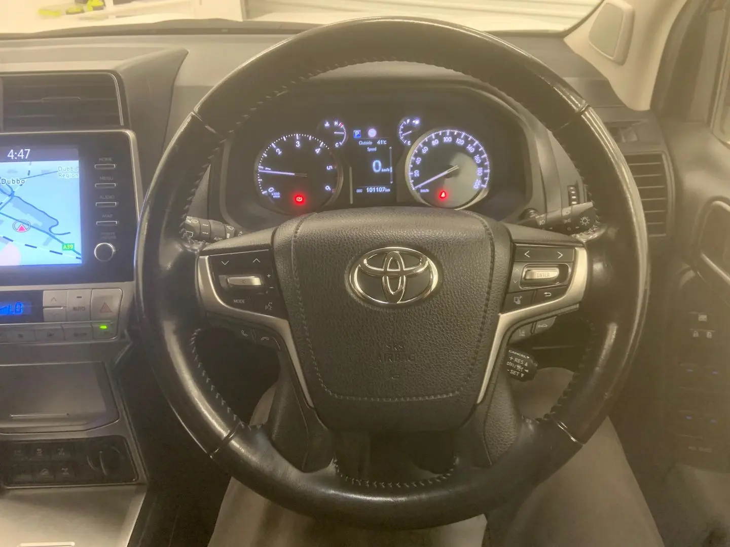 2021 Toyota Landcruiser Prado Gallery Image 25