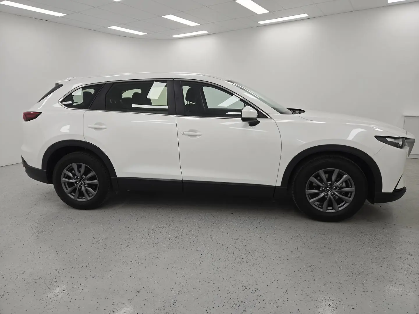 2022 Mazda CX-9 Image 2