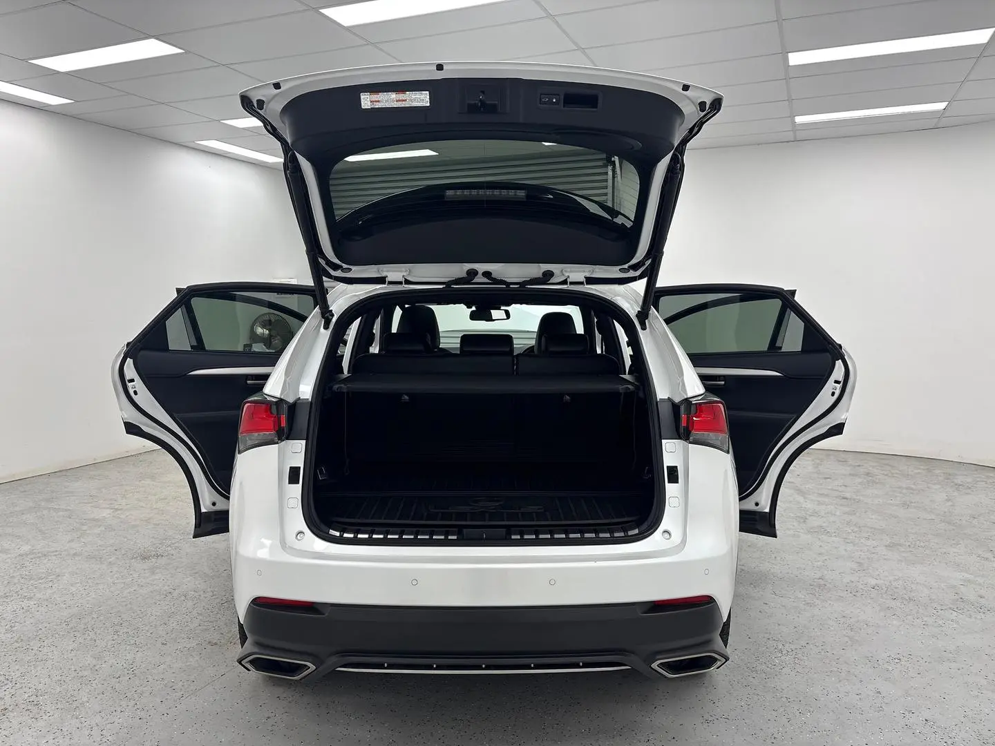 2021 Lexus NX Gallery Image 11