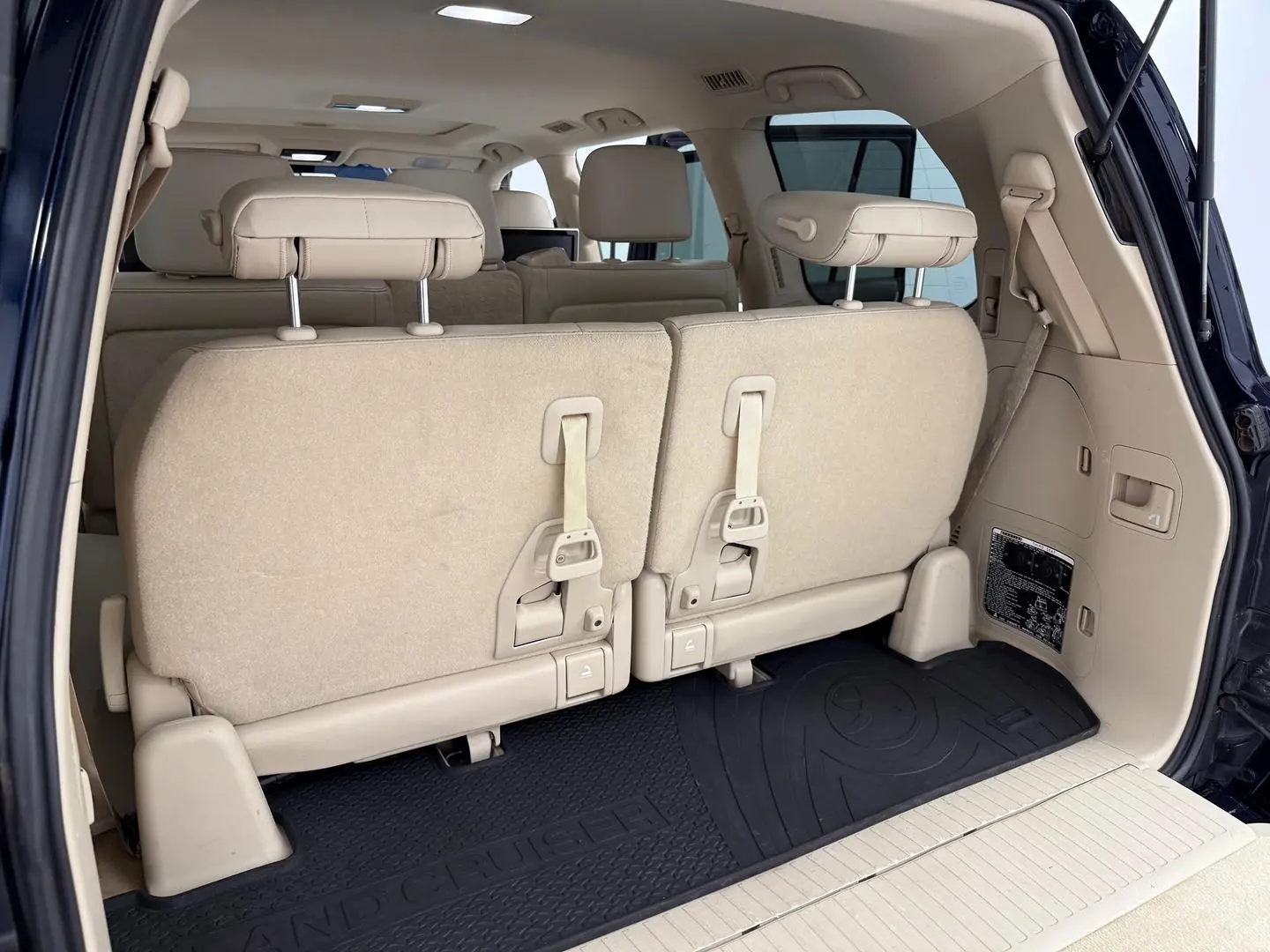 2018 Toyota Landcruiser Gallery Image 17