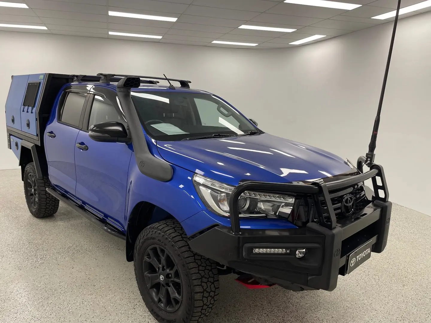2018 Toyota Hilux Gallery Image 1