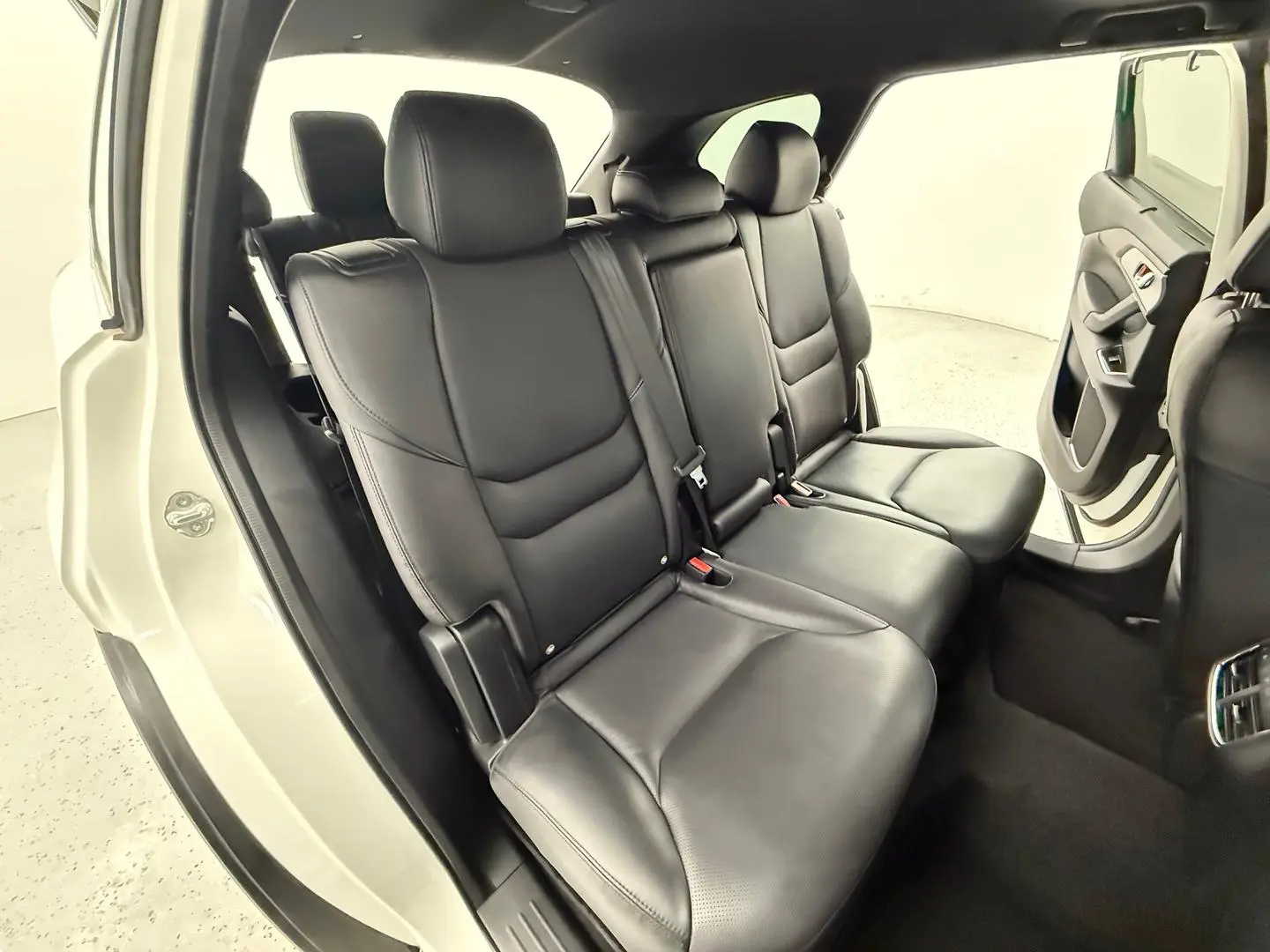 2017 Mazda CX-9 Gallery Image 17