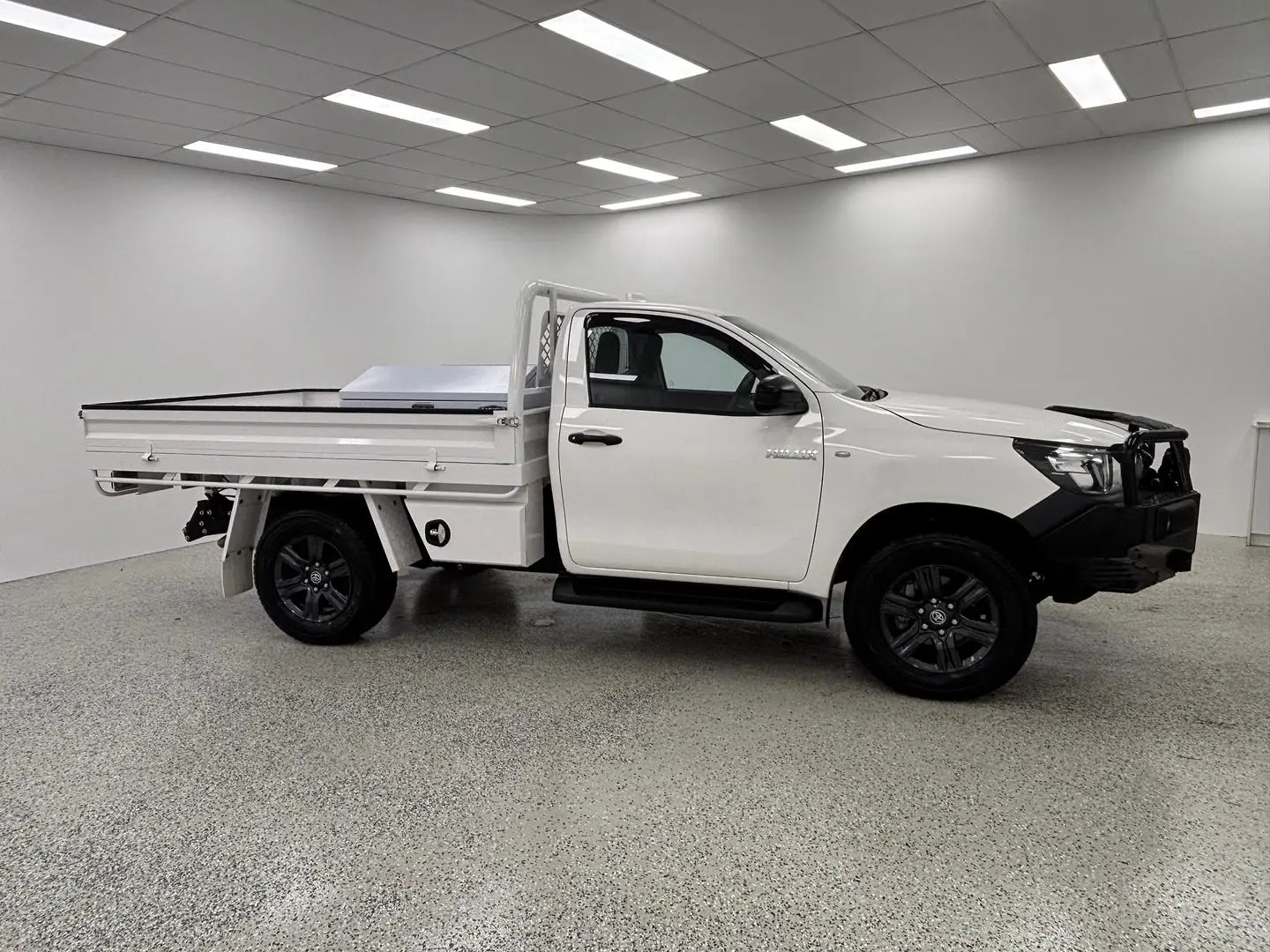 2023 Toyota Hilux Gallery Image 2