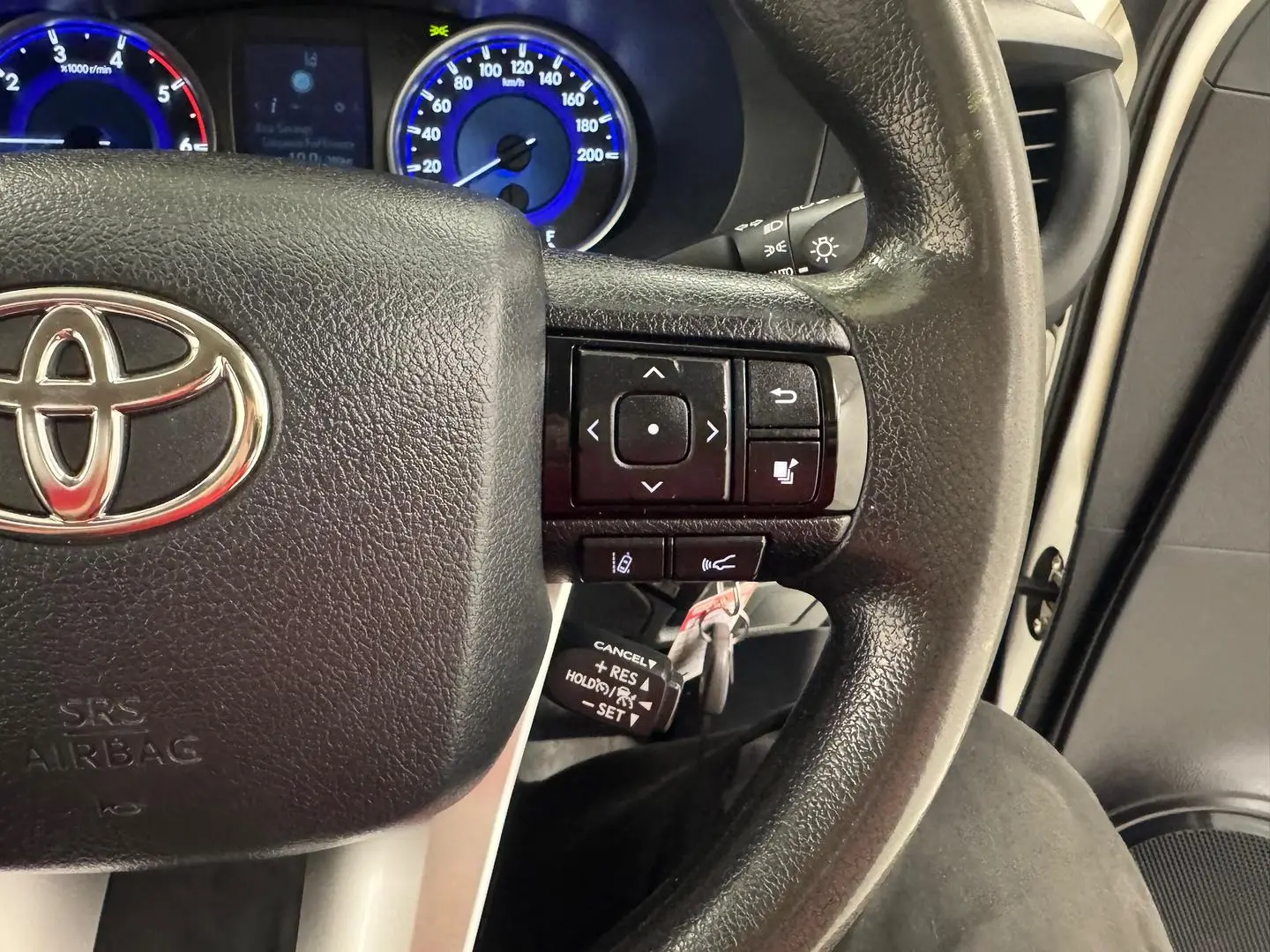 2020 Toyota Hilux Gallery Image 18