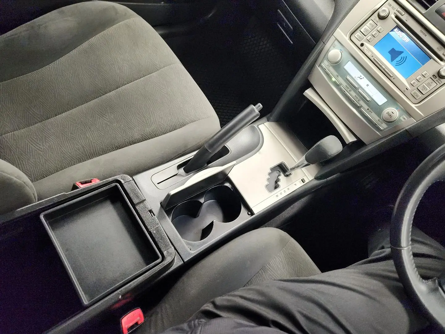 2011 Toyota Camry Gallery Image 32
