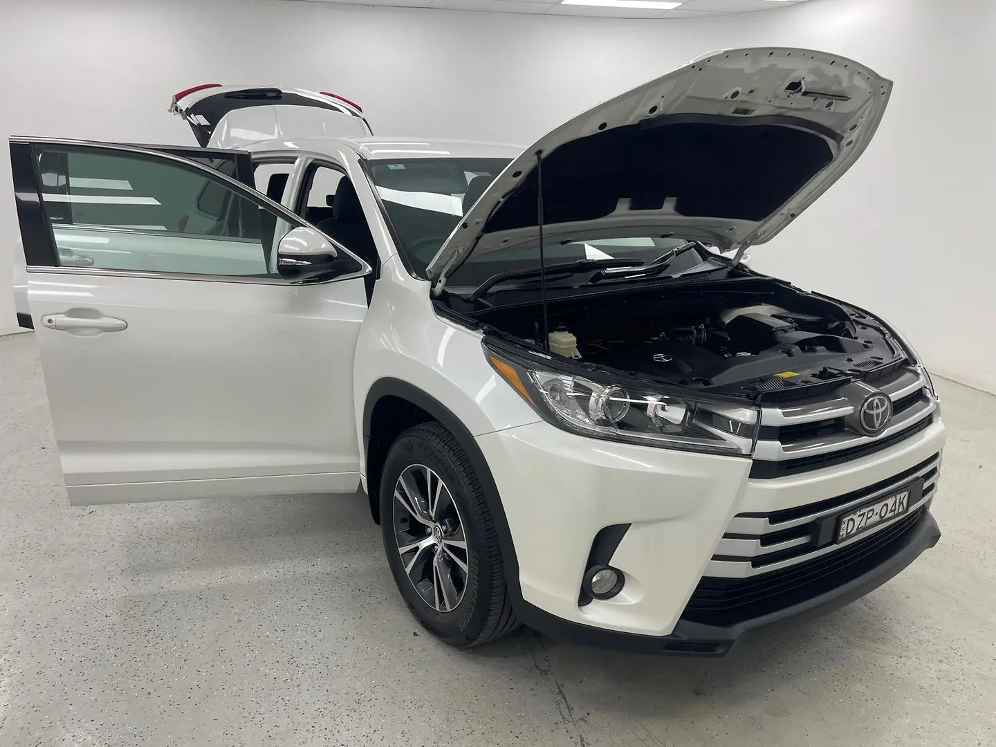 2018 Toyota Kluger Gallery Image 8