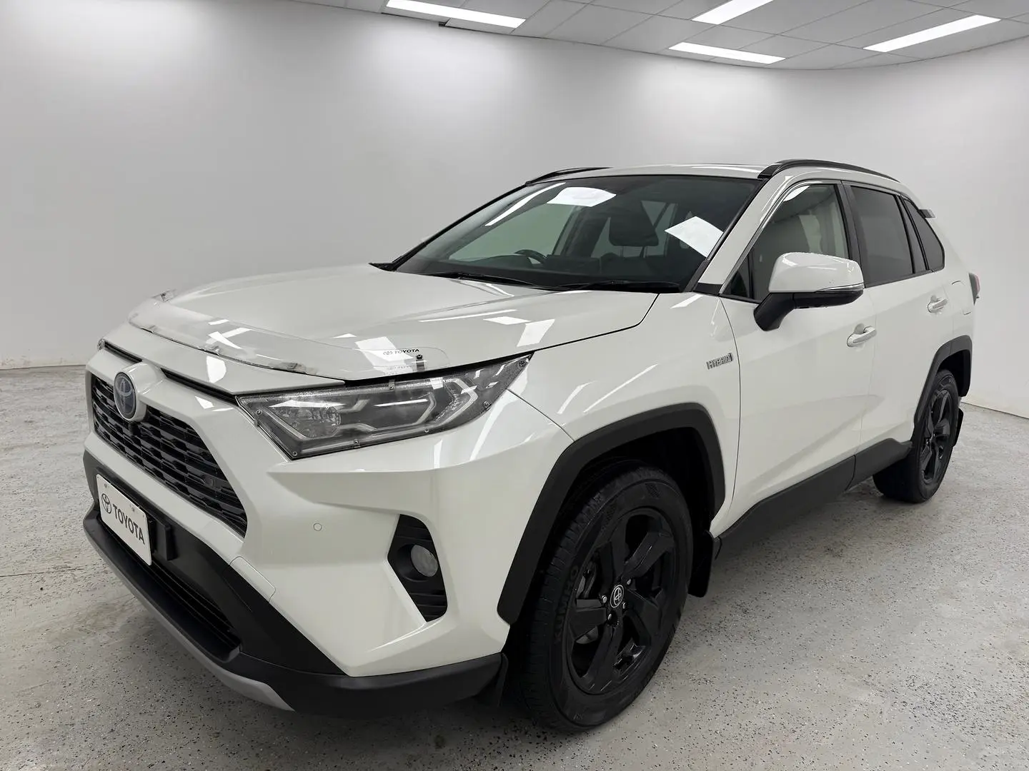 2020 Toyota RAV4 Gallery Image 7