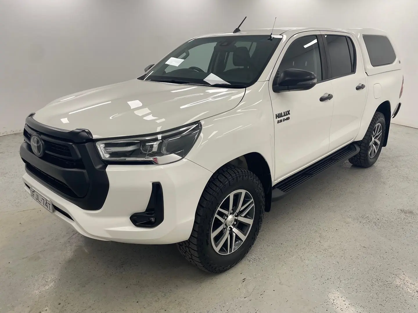 2021 Toyota Hilux Gallery Image 7