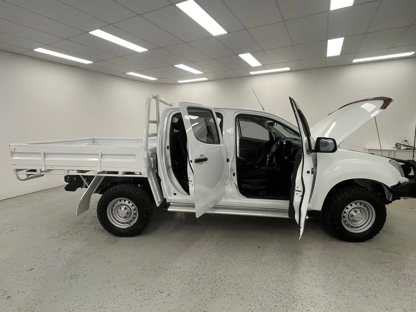 2019 Isuzu D-Max Gallery Image 11