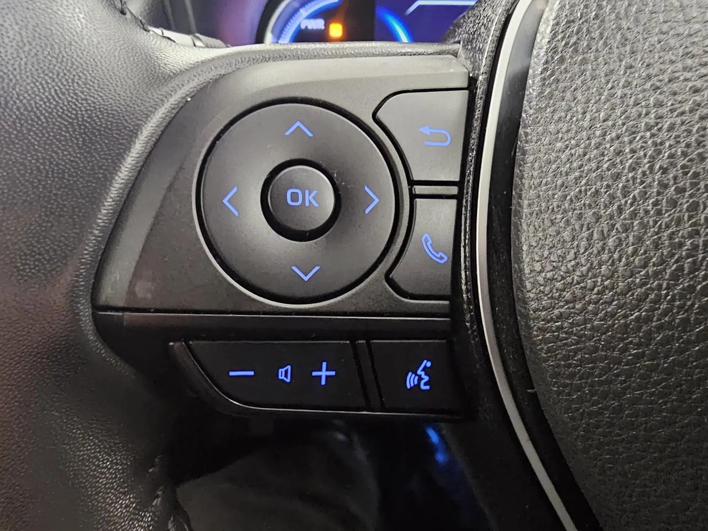 2021 Toyota RAV4 Gallery Image 37