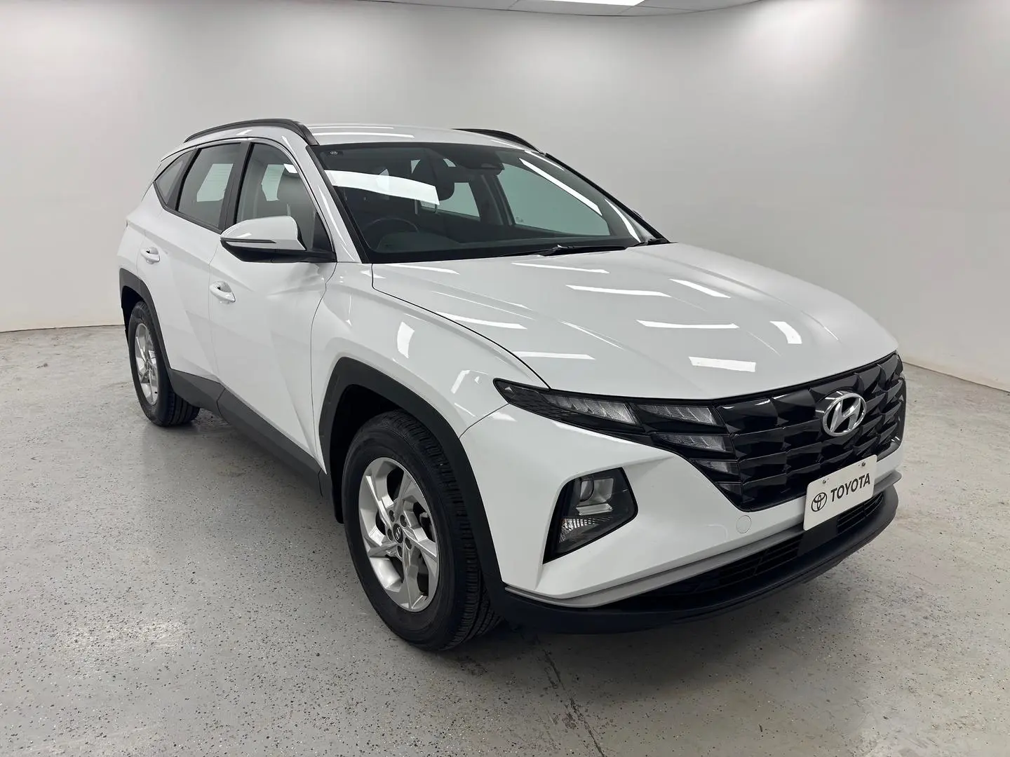 2023 Hyundai Tucson Gallery Image 1