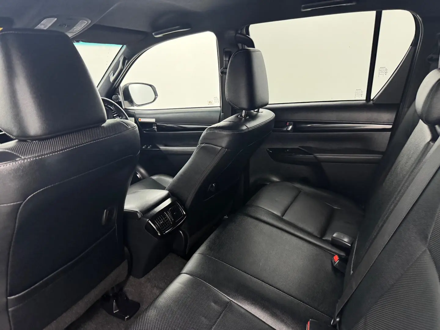2019 Toyota Hilux Gallery Image 26