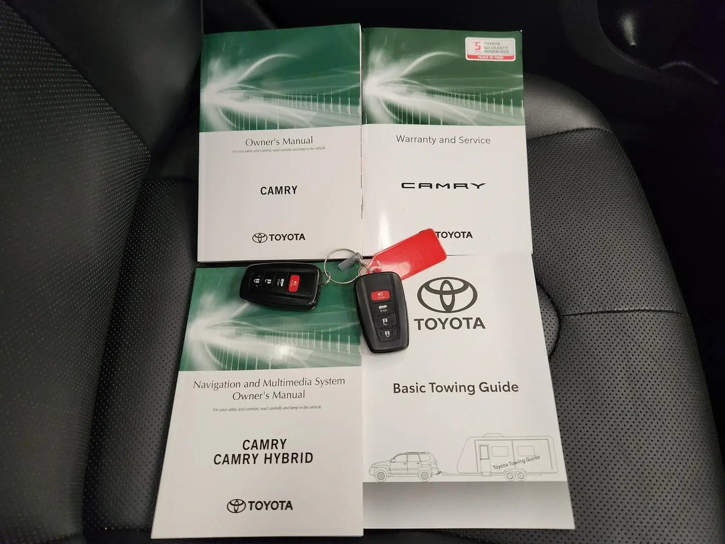 2020 Toyota Camry Gallery Image 37