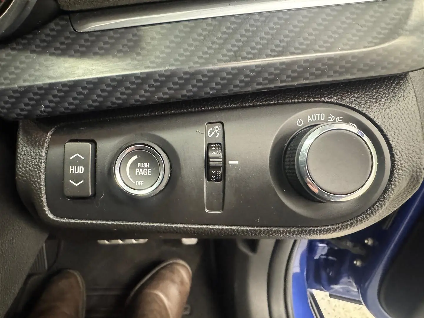 2016 Holden Commodore Gallery Image 25