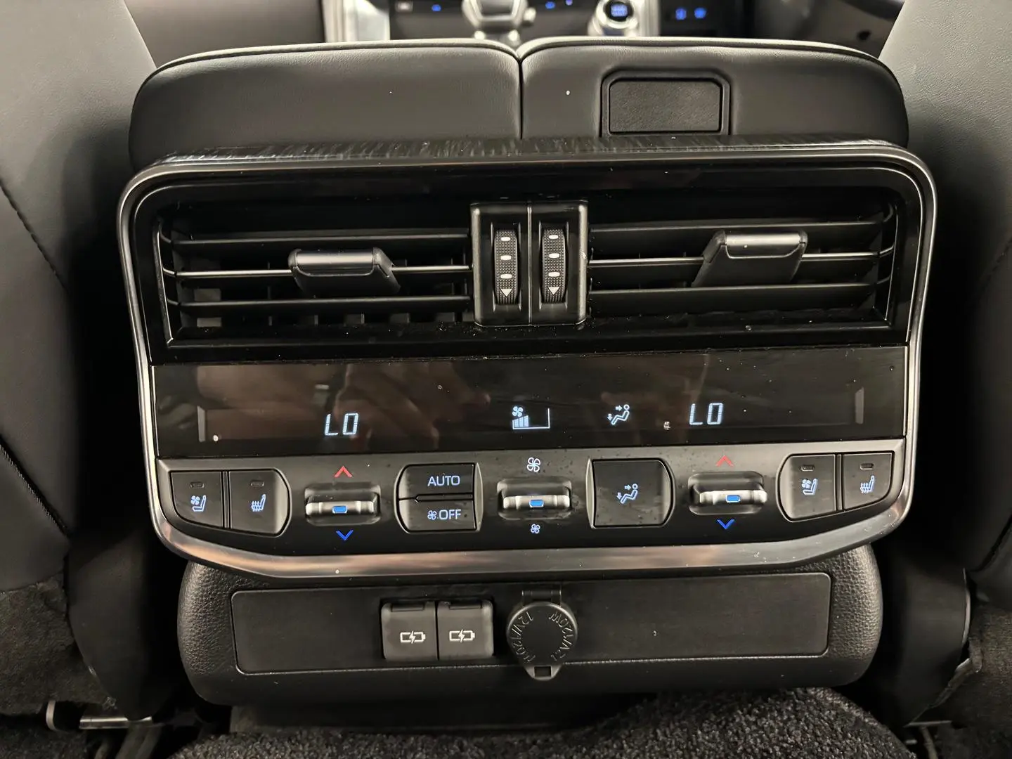 2024 Toyota Landcruiser Gallery Image 29