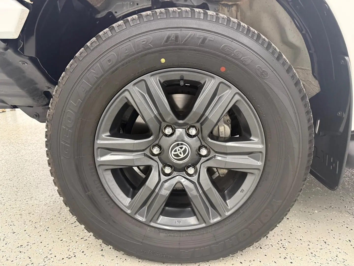 2023 Toyota Hilux Gallery Image 9