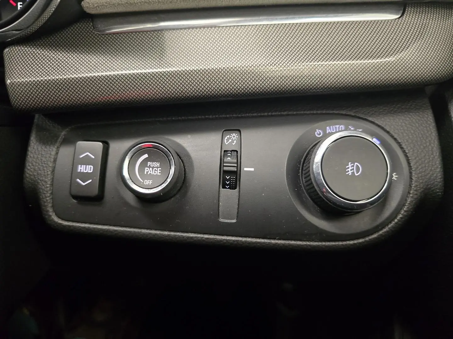 2016 Holden Caprice Gallery Image 27