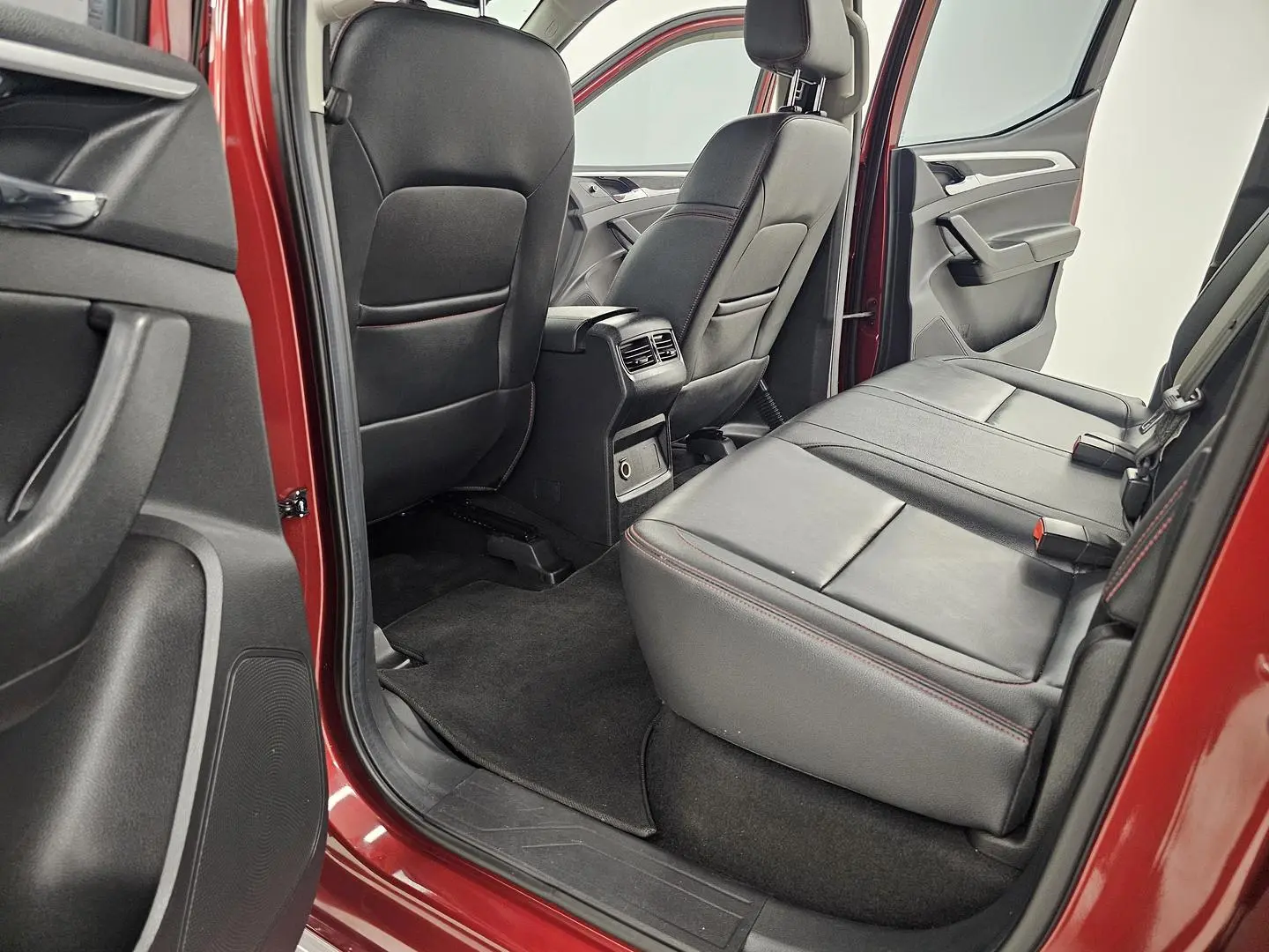 2021 LDV T60 Gallery Image 13