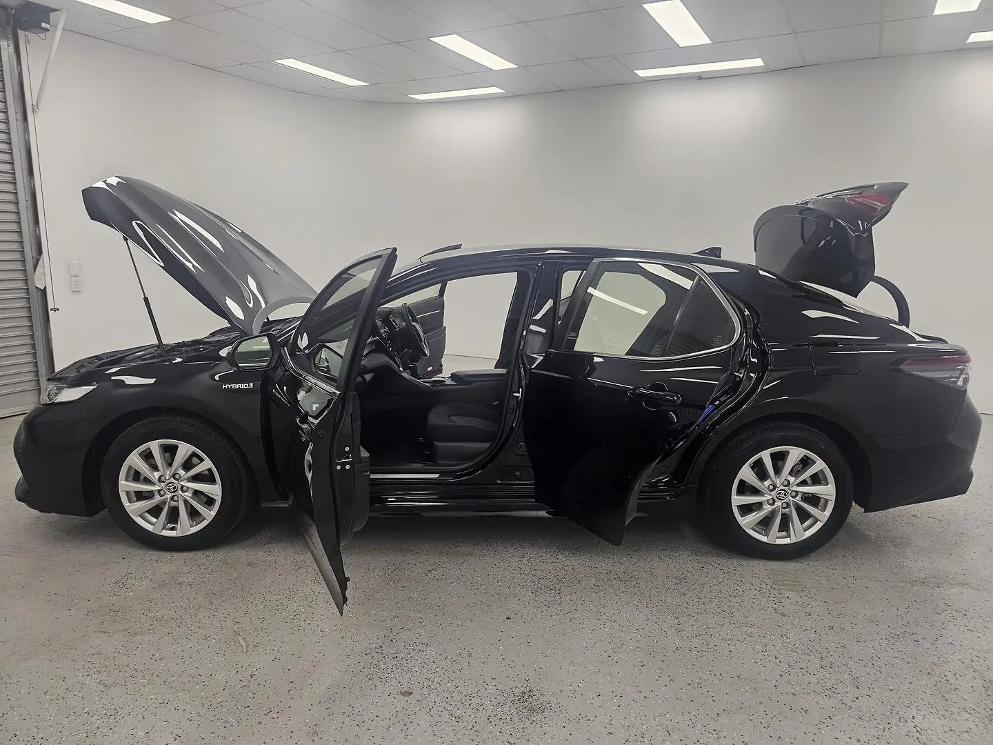 2022 Toyota Camry Gallery Image 11