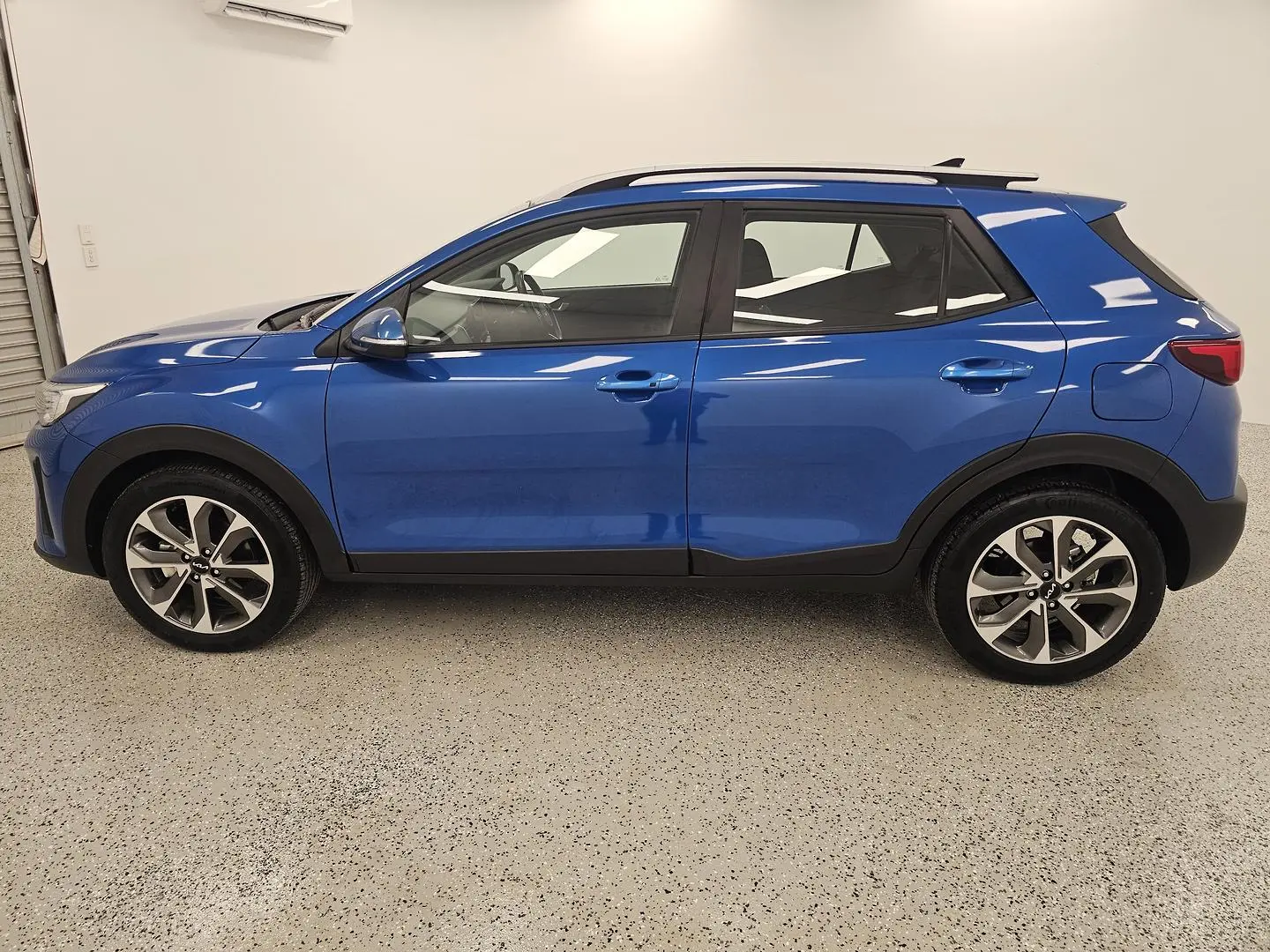 2024 Kia Stonic Gallery Image 6