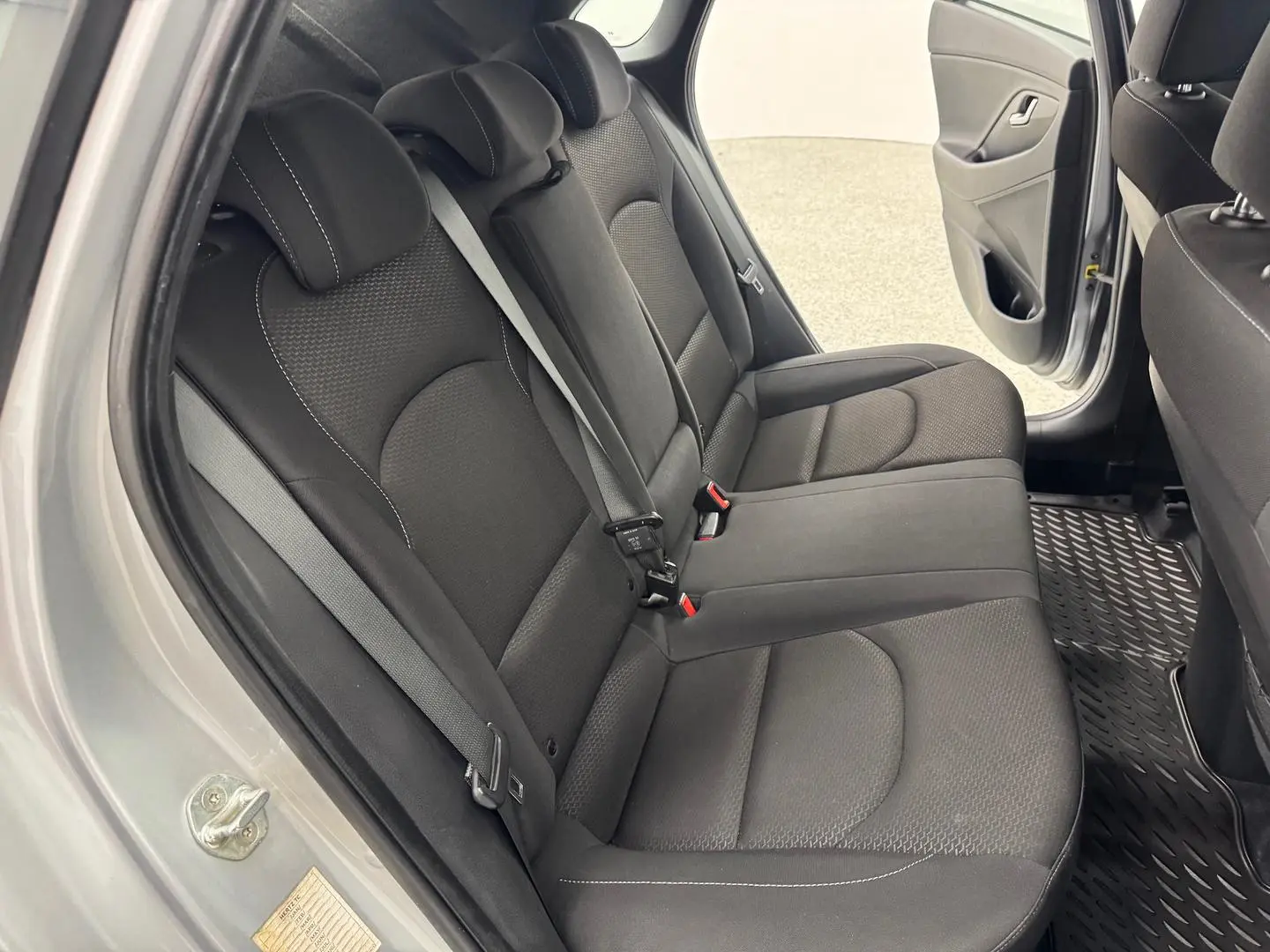 2019 Hyundai i30 Gallery Image 25