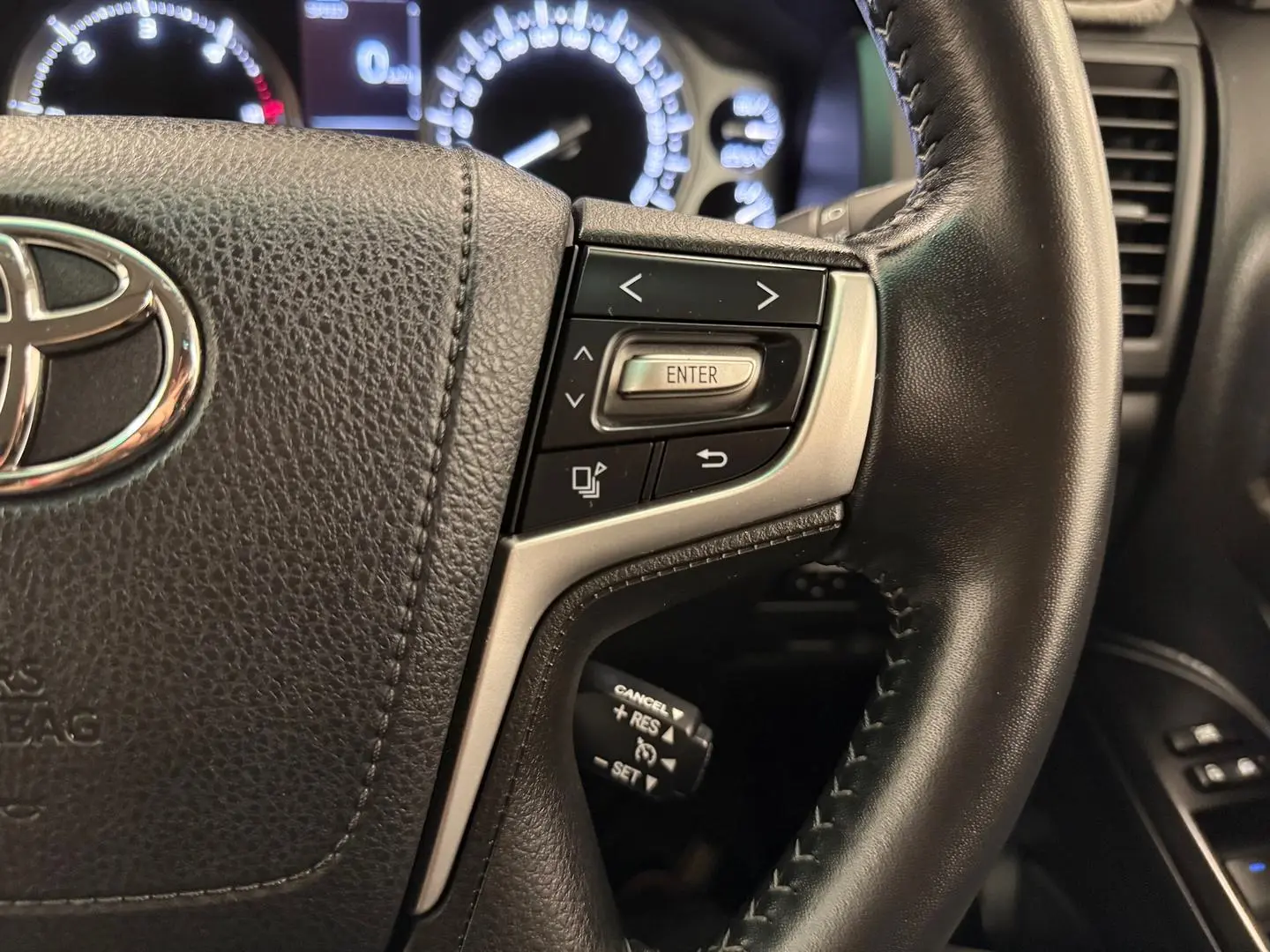 2021 Toyota Landcruiser Gallery Image 30