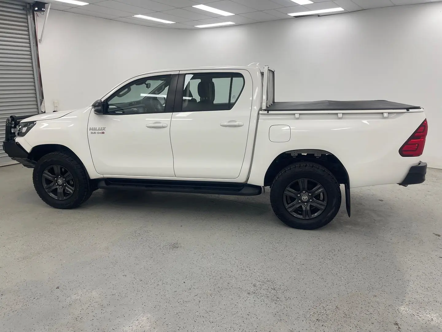 2024 Toyota Hilux Gallery Image 6