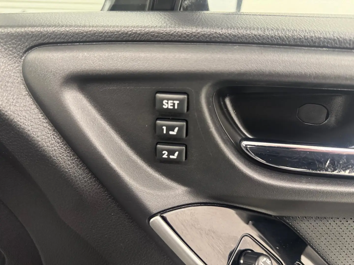2016 Subaru Forester Gallery Image 17