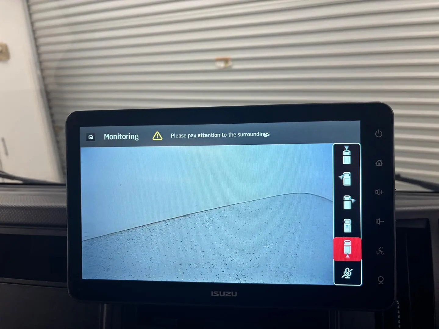 2023 Isuzu N Series Gallery Image 26