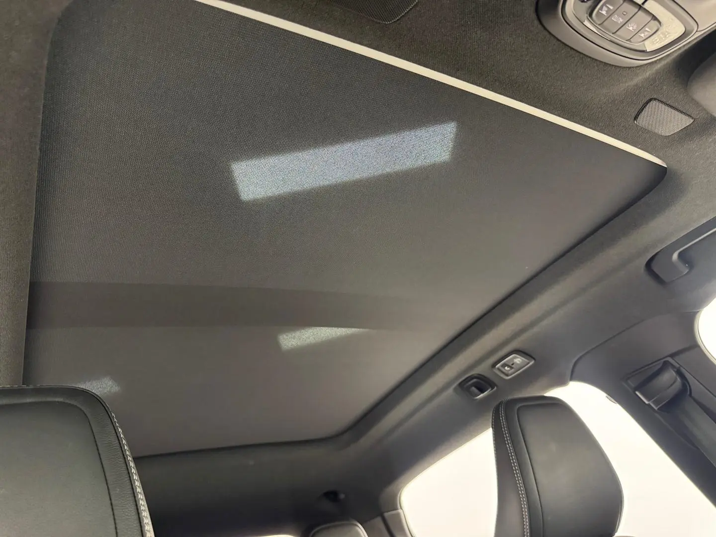 2020 Volvo XC40 Gallery Image 25