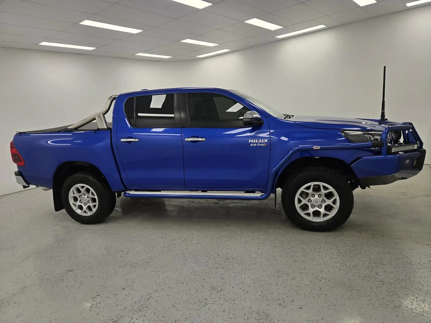 2021 Toyota Hilux Gallery Image 2