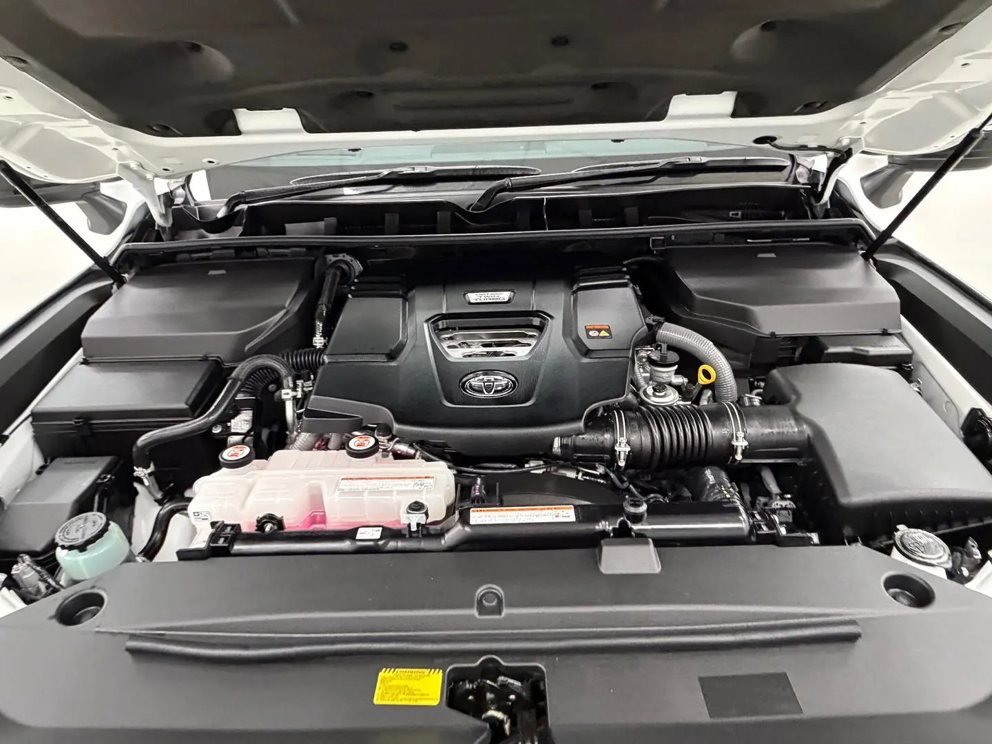 2024 Toyota Landcruiser Gallery Image 13