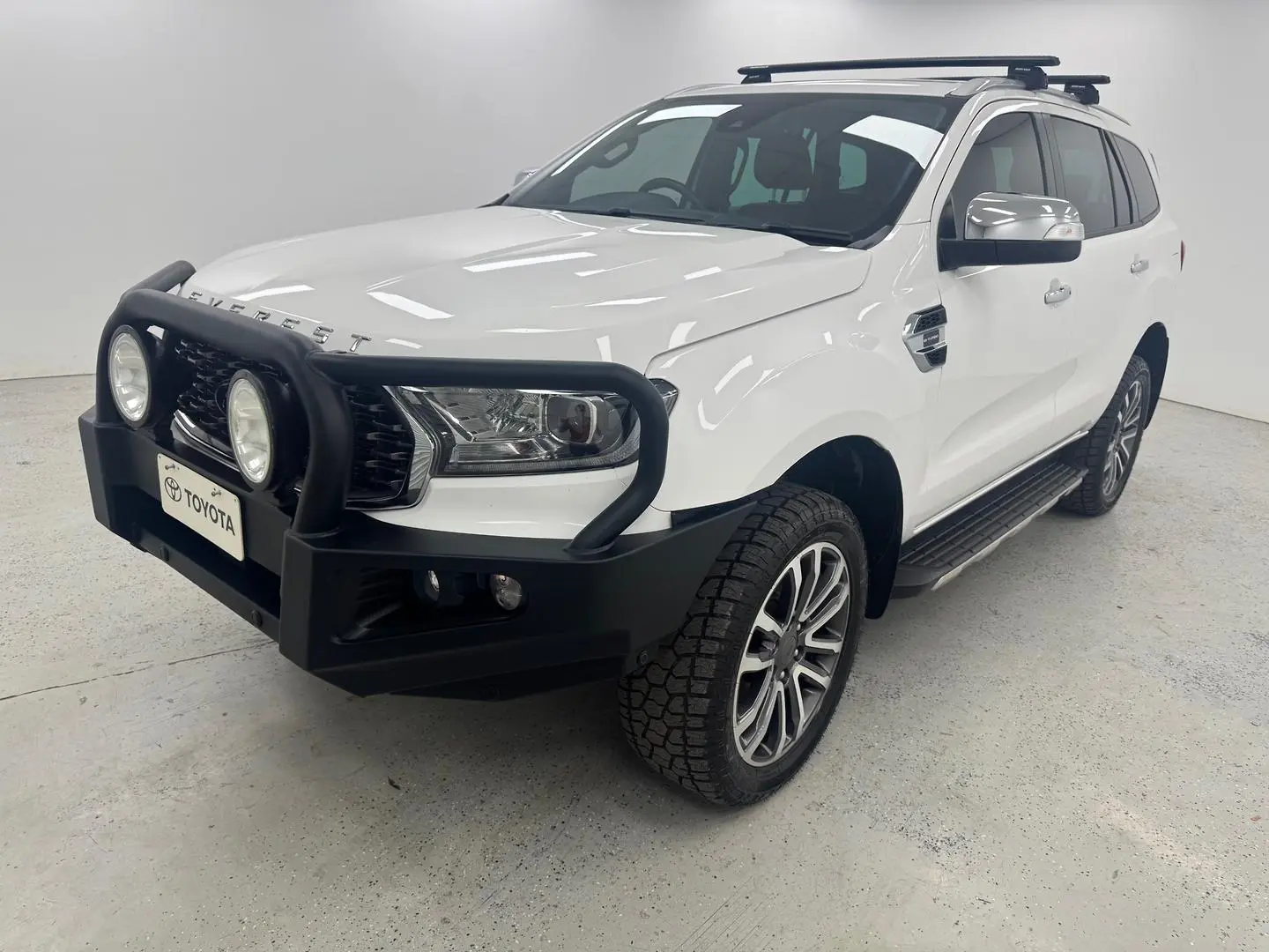 2021 Ford Everest Gallery Image 6