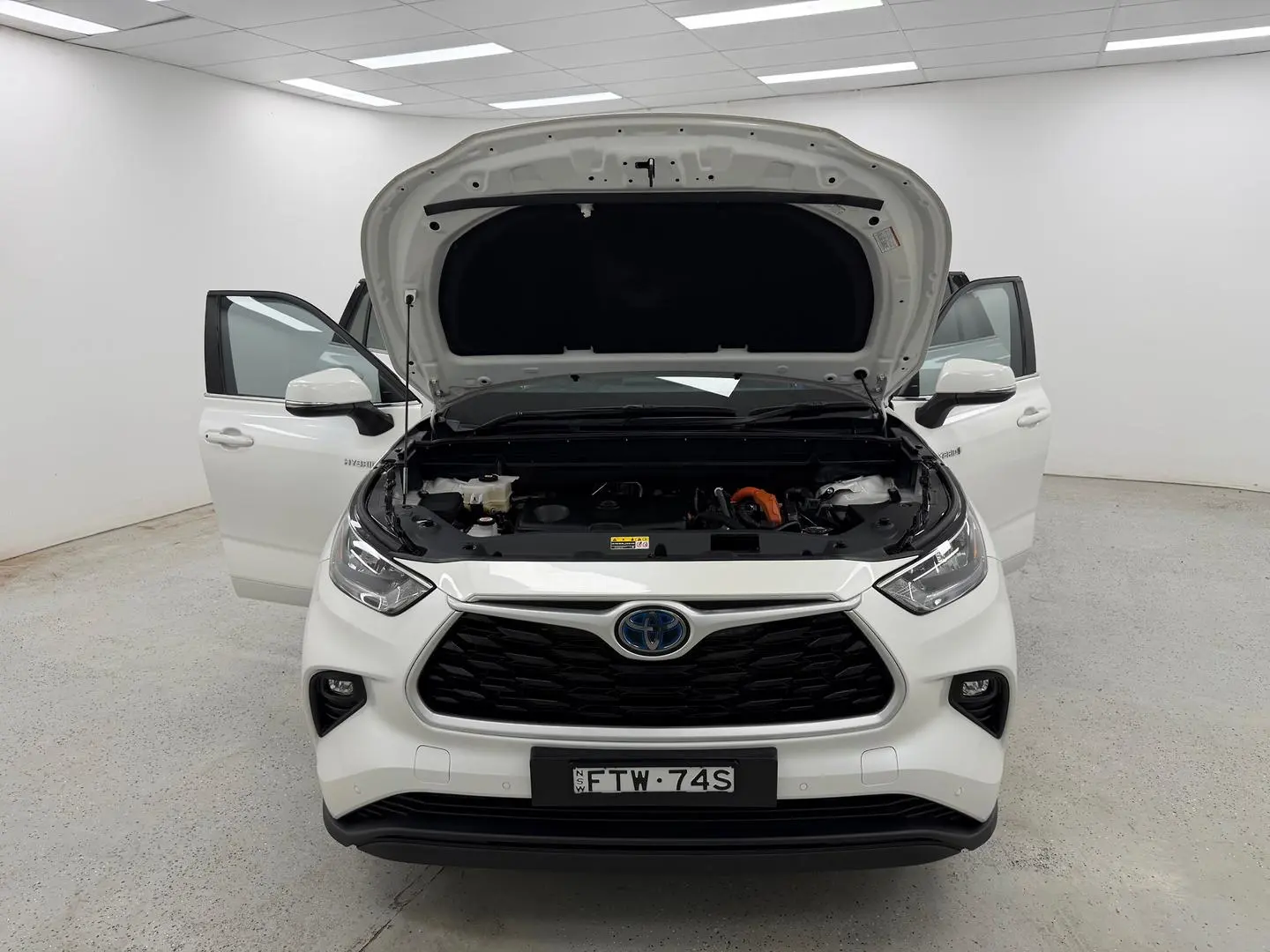 2021 Toyota Kluger Gallery Image 12