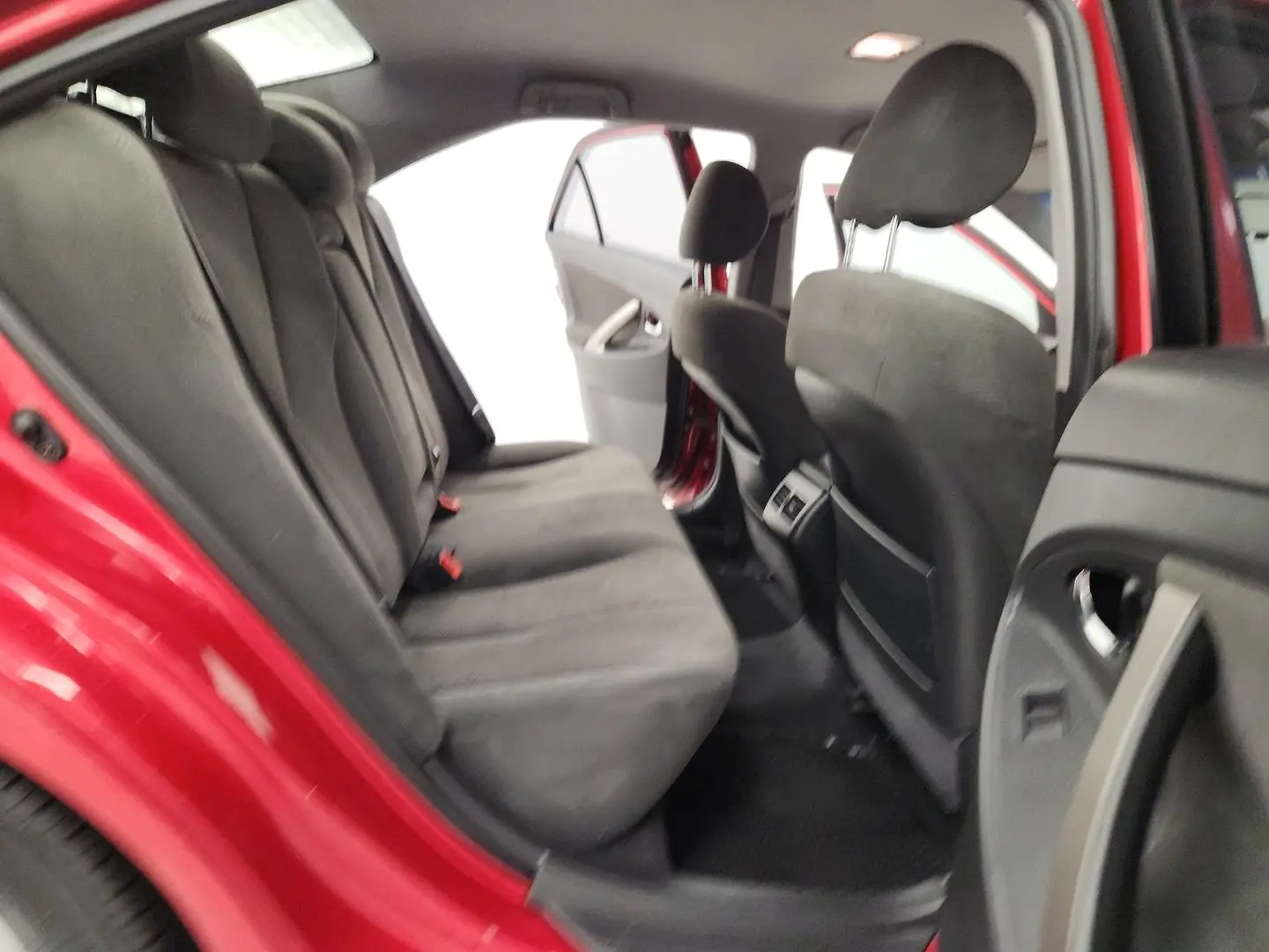 2011 Toyota Camry Gallery Image 21