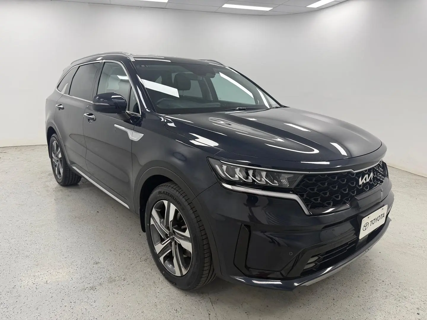 2023 Kia Sorento Gallery Image 1