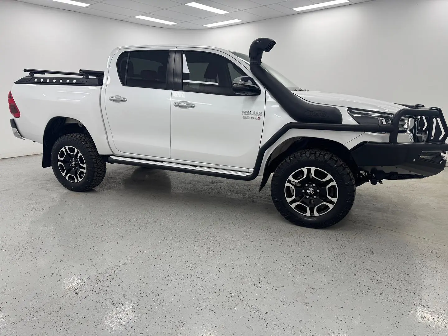 2023 Toyota Hilux Gallery Image 2